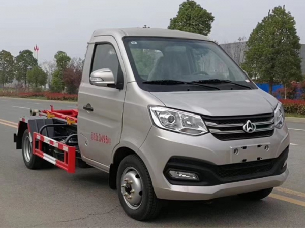 長(cháng)安後(hòu)雙輪藍牌3方鈎臂垃圾車