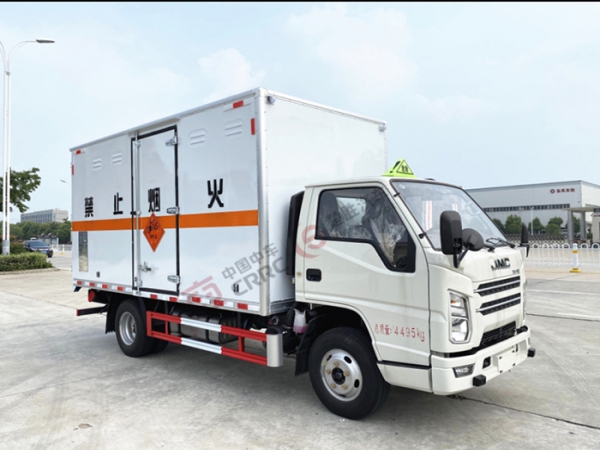 江鈴順達藍牌爆破器材運輸車