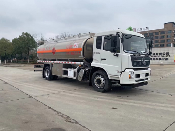 東風天錦13.9方鋁合金運油車