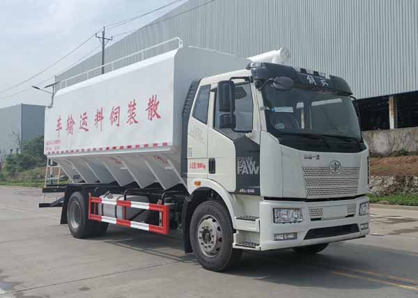 解放20方飼料車