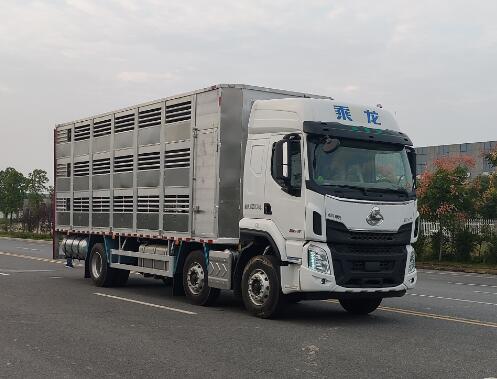 柳汽乘龍小三軸畜禽運輸車