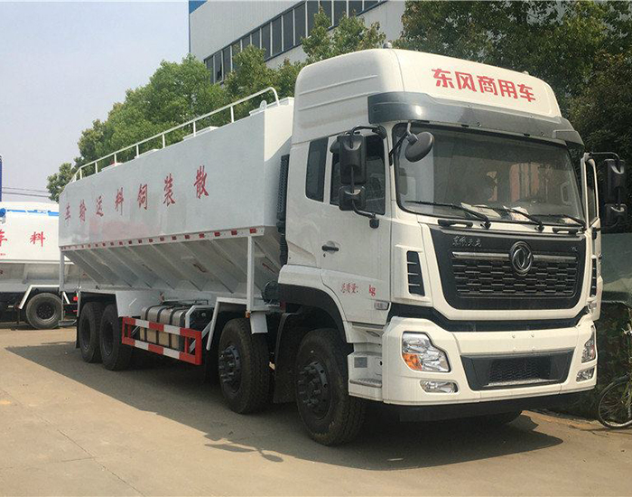 東風天龍前四後(hòu)八42方飼料車